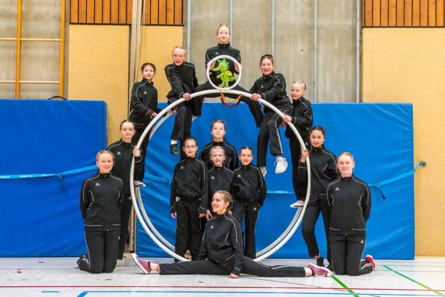 Einmal Gold, zwei Mal Silber, einmal Bronze – TuS Rhönis präsentieren sich in Bestform